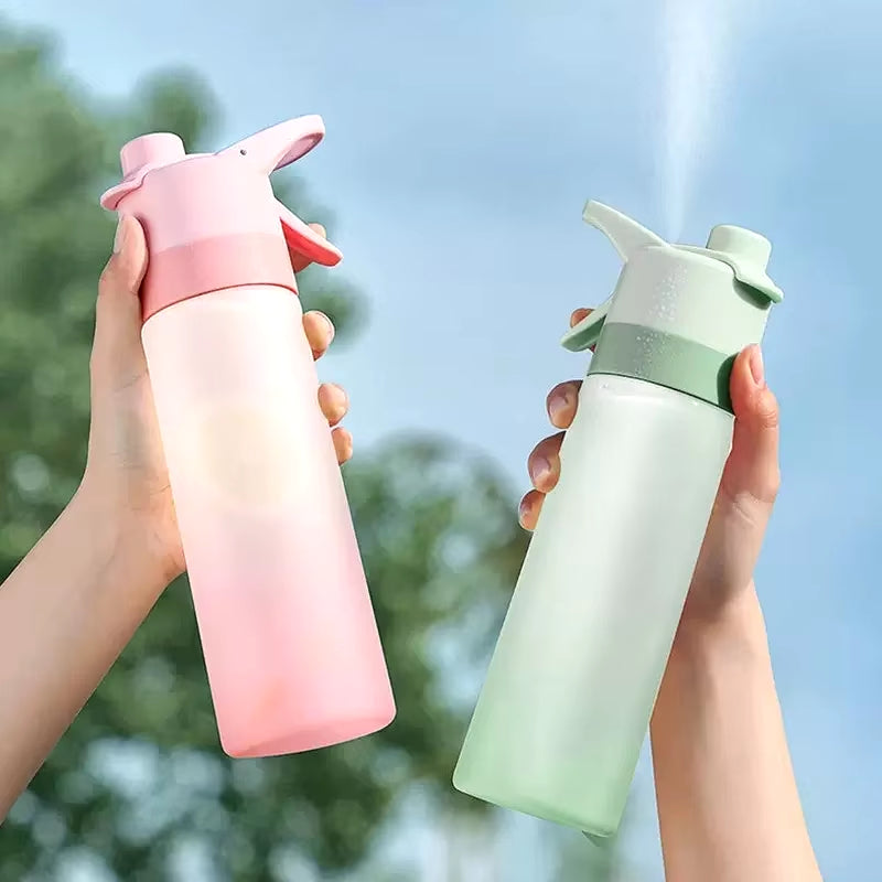 23.67Oz Mist and Sip Sports Water Bottle for Girls Boys Outdoor Sport Water Cup Large Capacity Spray Bottle BPA Free Travel Cups